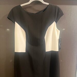 Evan Picone black label Elegant Black and White midi Dress